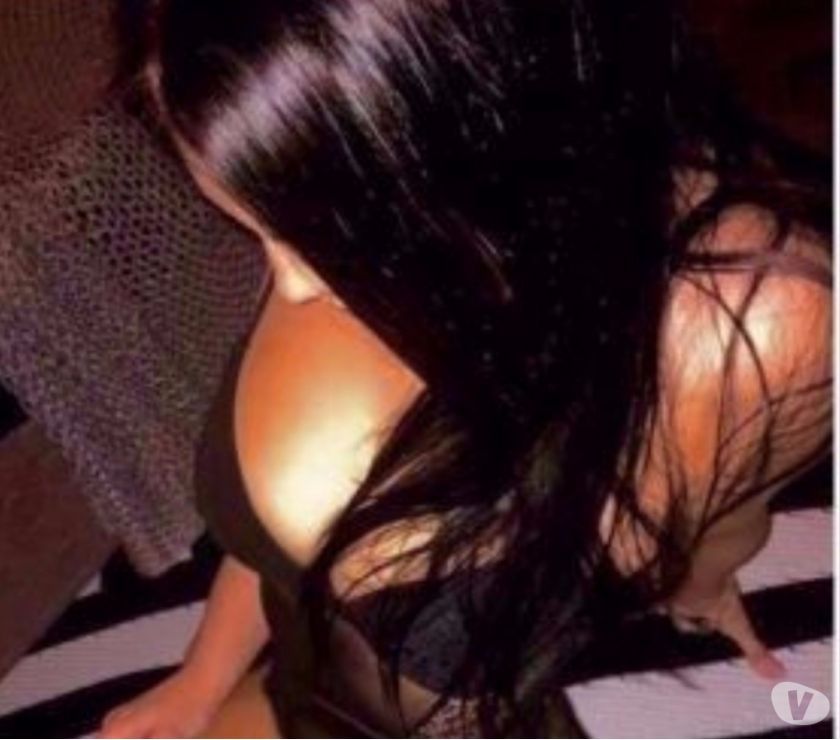 Brunette délicieuse très Sympa
